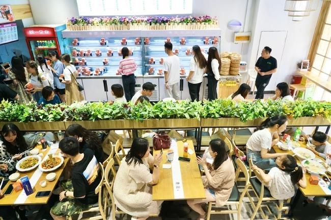 青蔬麻辣烫门店